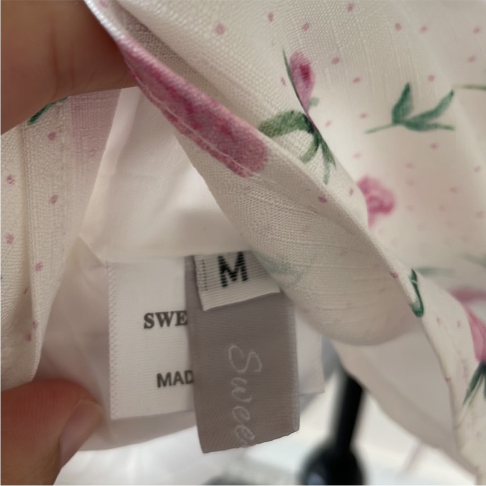 Floral White Dress with Pink Flowers - Picture 6 of 8